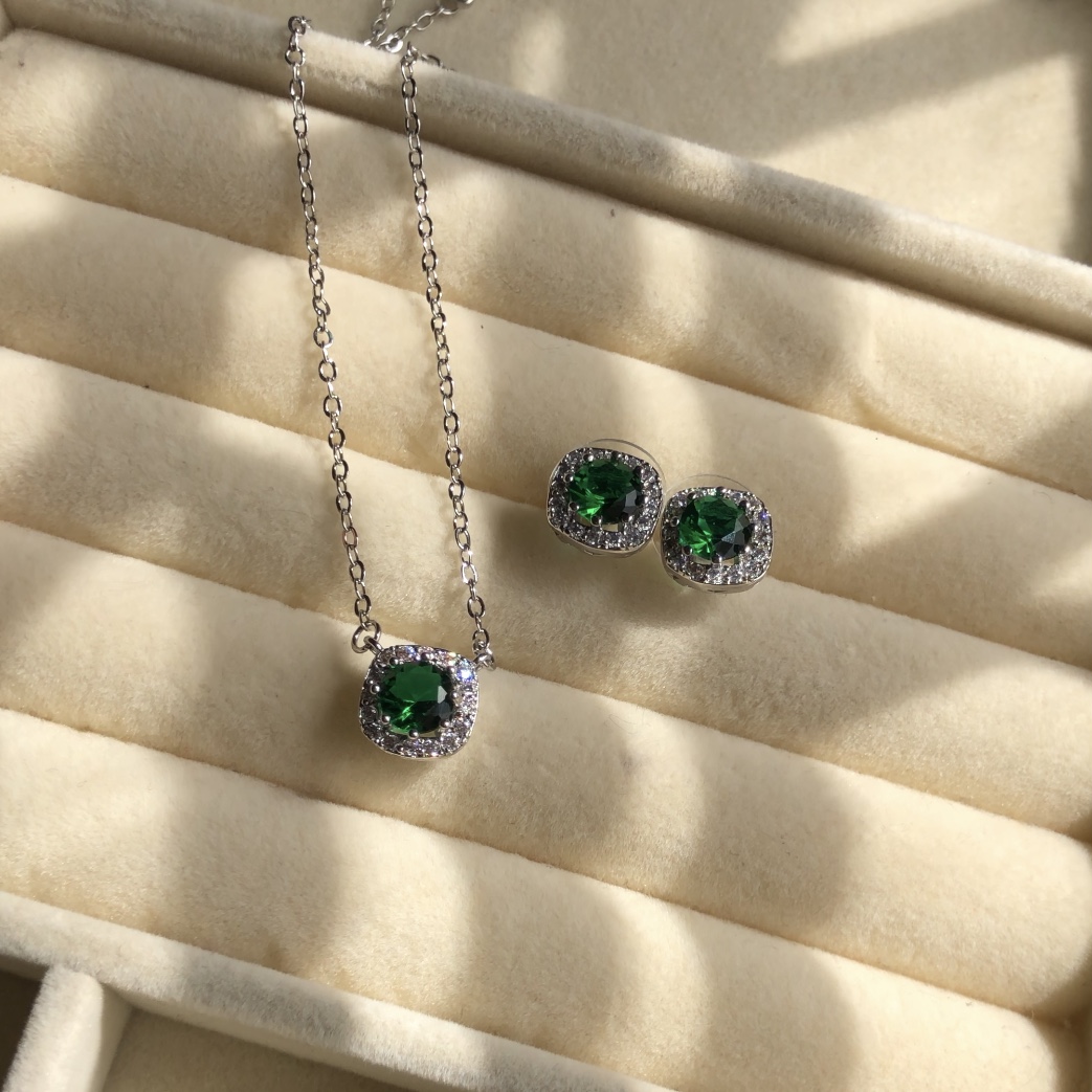 F1311B4A-F8CF-48D2-88BC-D3D03CF8FF06